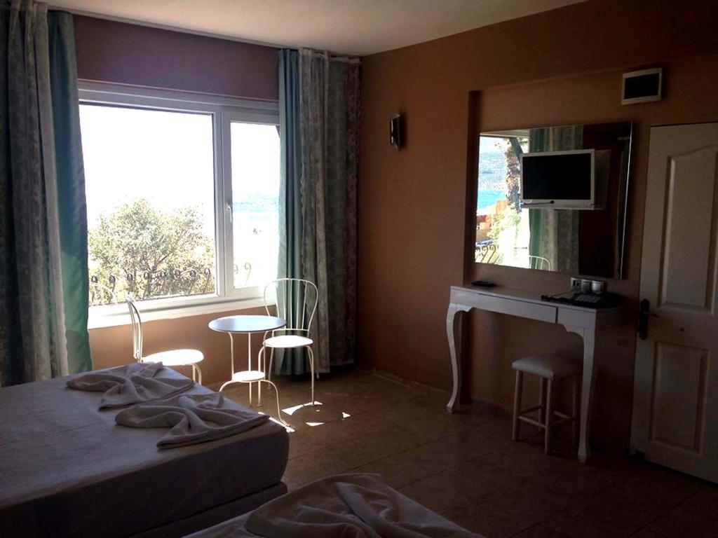 Sunset Hotel Дикили Номер фото
